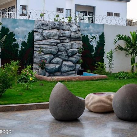 Complexe Hotelier And Ouagadougou Extérieur photo