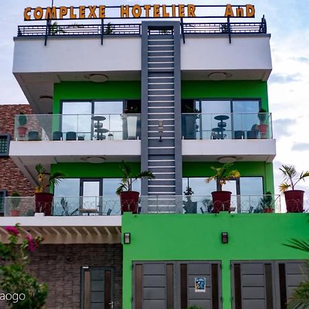 Complexe Hotelier And Ouagadougou Extérieur photo
